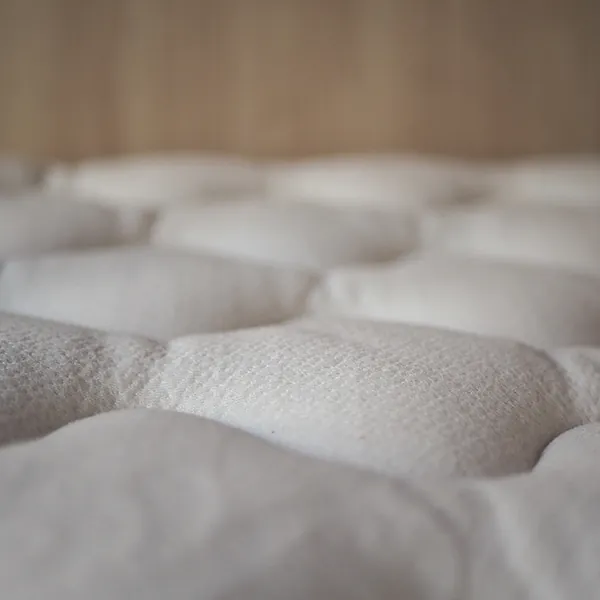 آیا زمان تعویض تشک‌تان رسیده؟ این ۶ نشانه را بشناسید